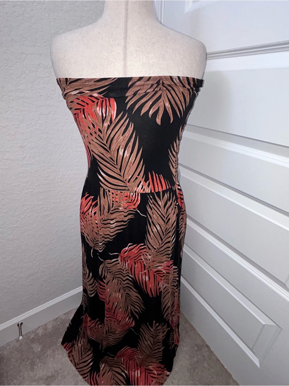 Lascana Venus Tropical Palm Print Strapless Maxi Dress - Picture 3 of 11